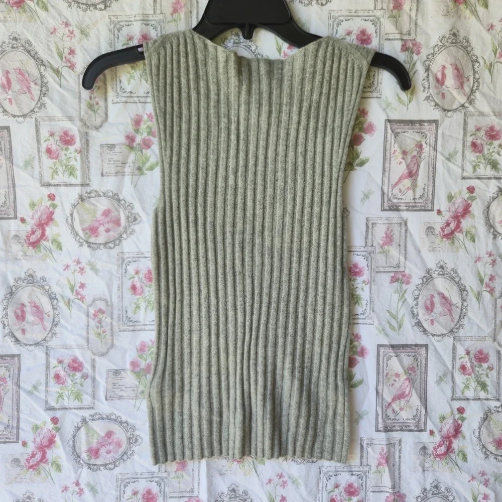 J.Crew Women's Small Cashmere Ribbed Knit Sleeveless Sweater Vest Gray Soft